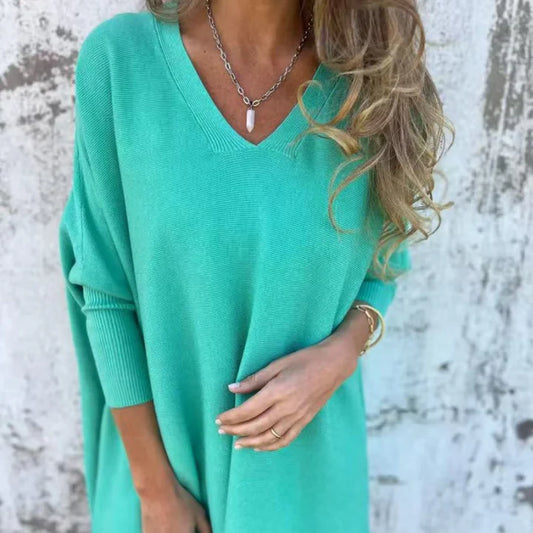 Lyndra | Cozy Loose Fit V-Neck Top
